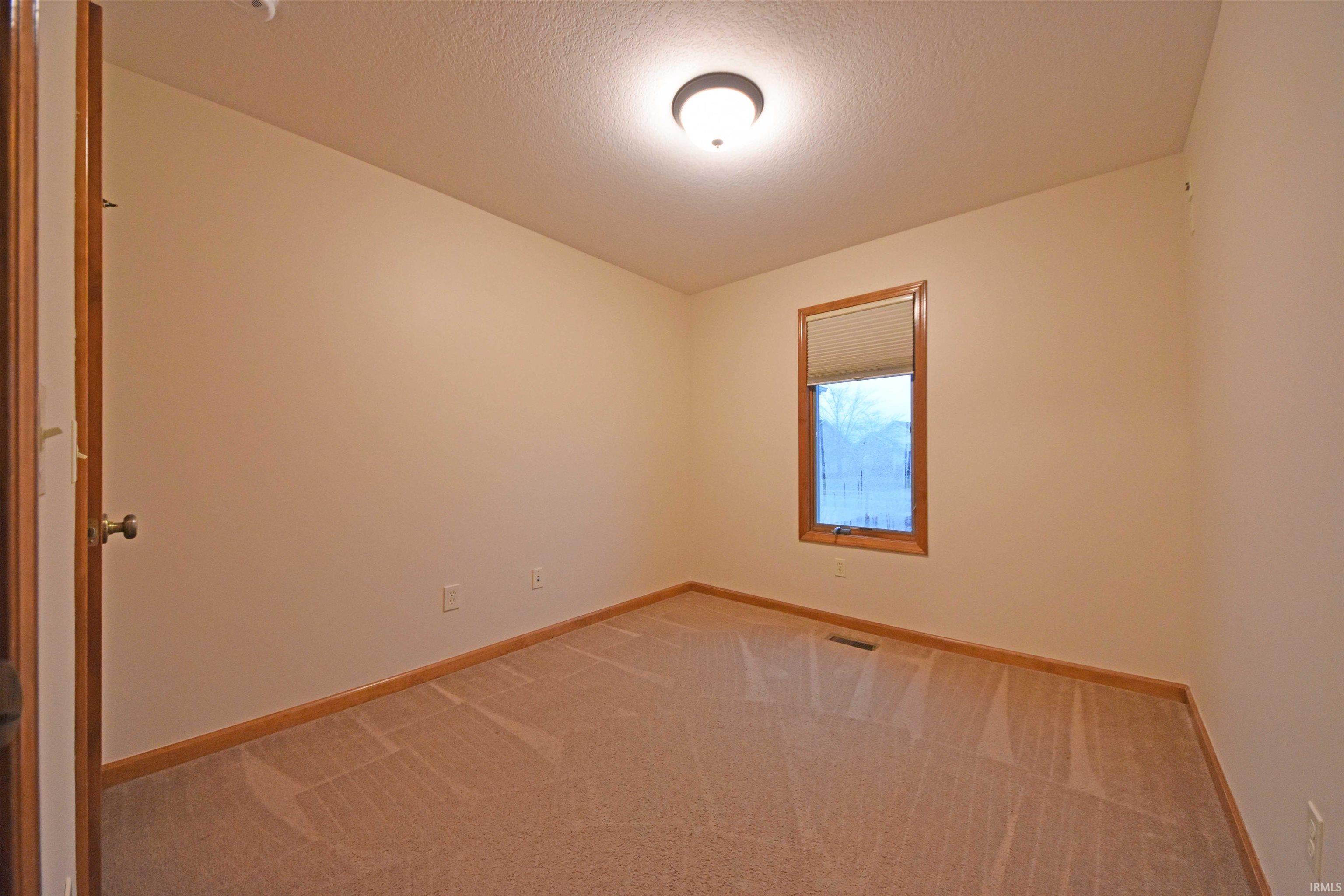 9544 Falcon Way New Haven, IN 46774 - Photo 8 of 36