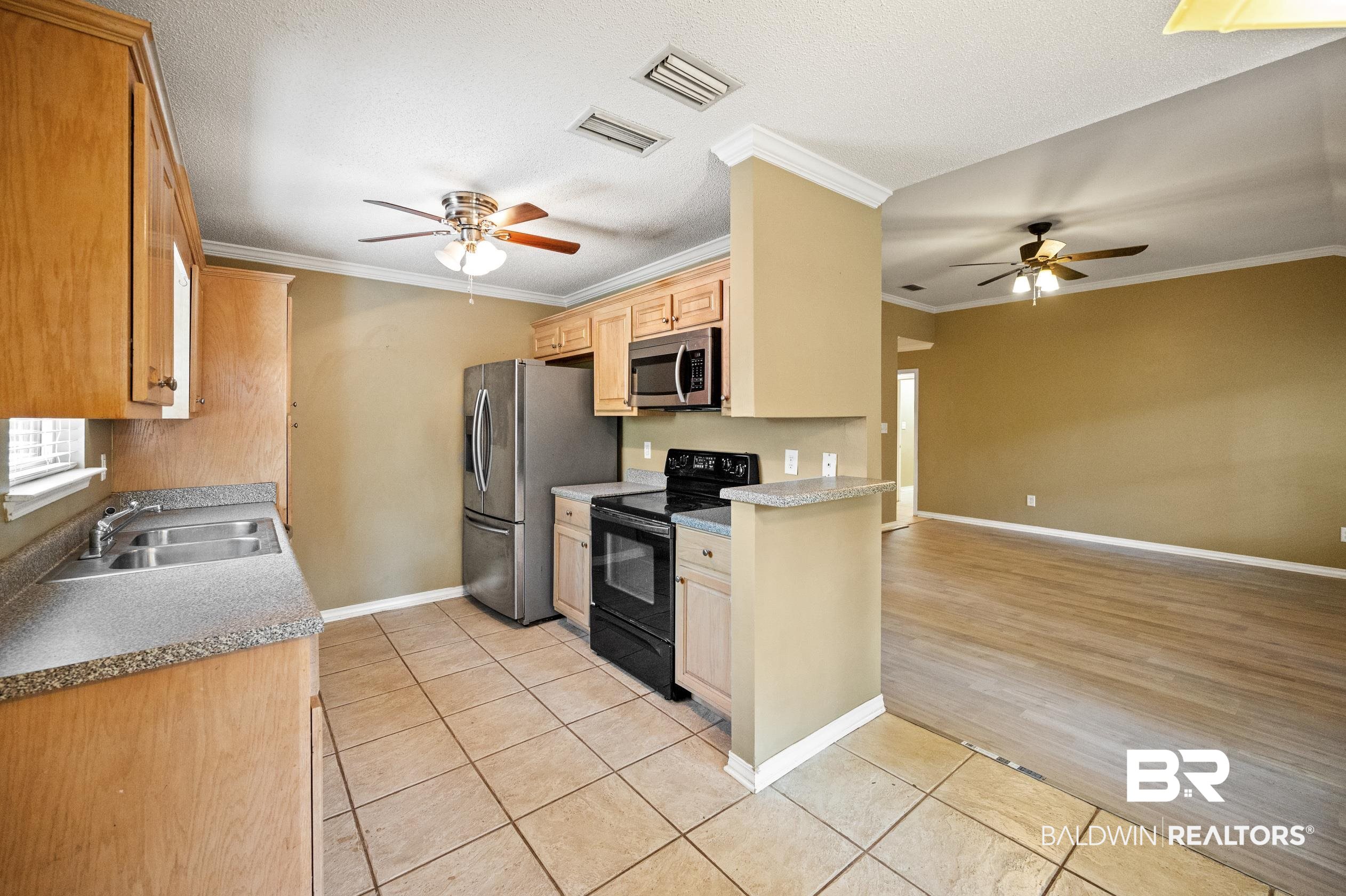 347 Ridgewood Drive Daphne, AL 36526 - Photo 7 of 29