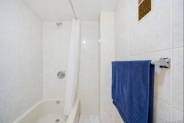 $849,999 | 146 Terrace Avenue, Elmont, NY 11003