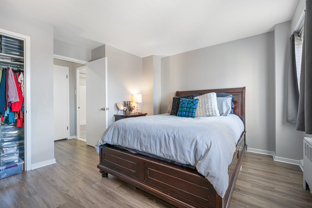 2909 North Sheridan Road, Unit 912 Chicago, IL 60657 - Photo 12 of 16 Gallery Image 12
