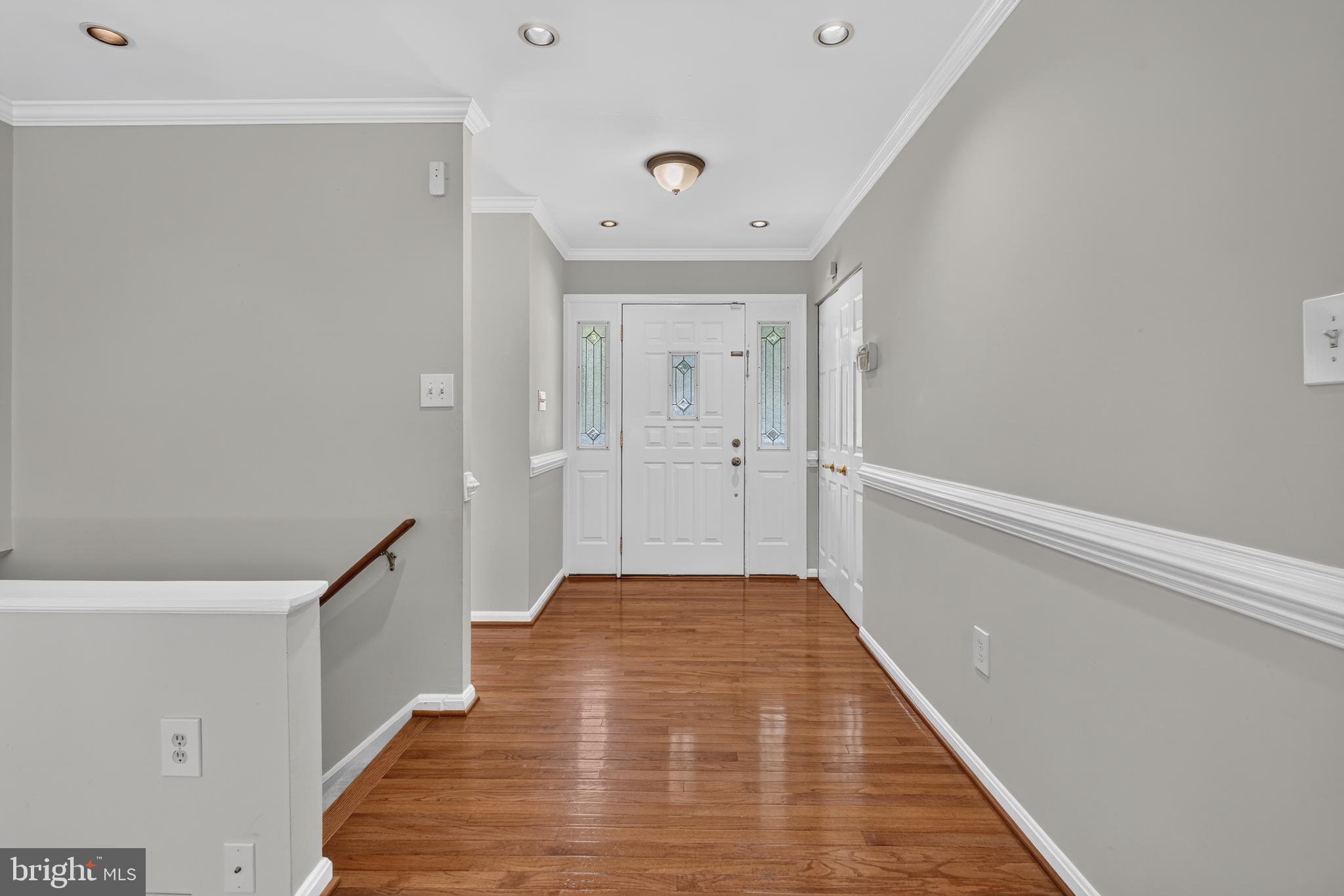 8006 Lady Lewis Court Springfield, VA 22153 - Photo 3 of 30