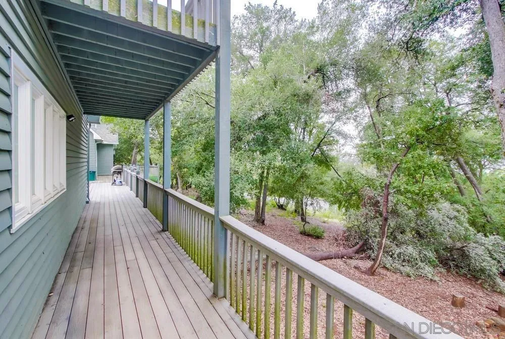 4499 Toyon Mountain Road Julian, CA 92036 - Photo 45 of 50 a view of balcony of a house