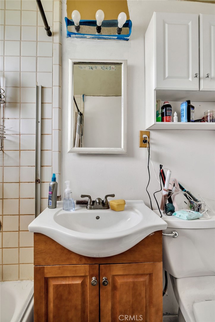 241 North Helena Street Ridgecrest, CA 93555 - Photo 15 of 30