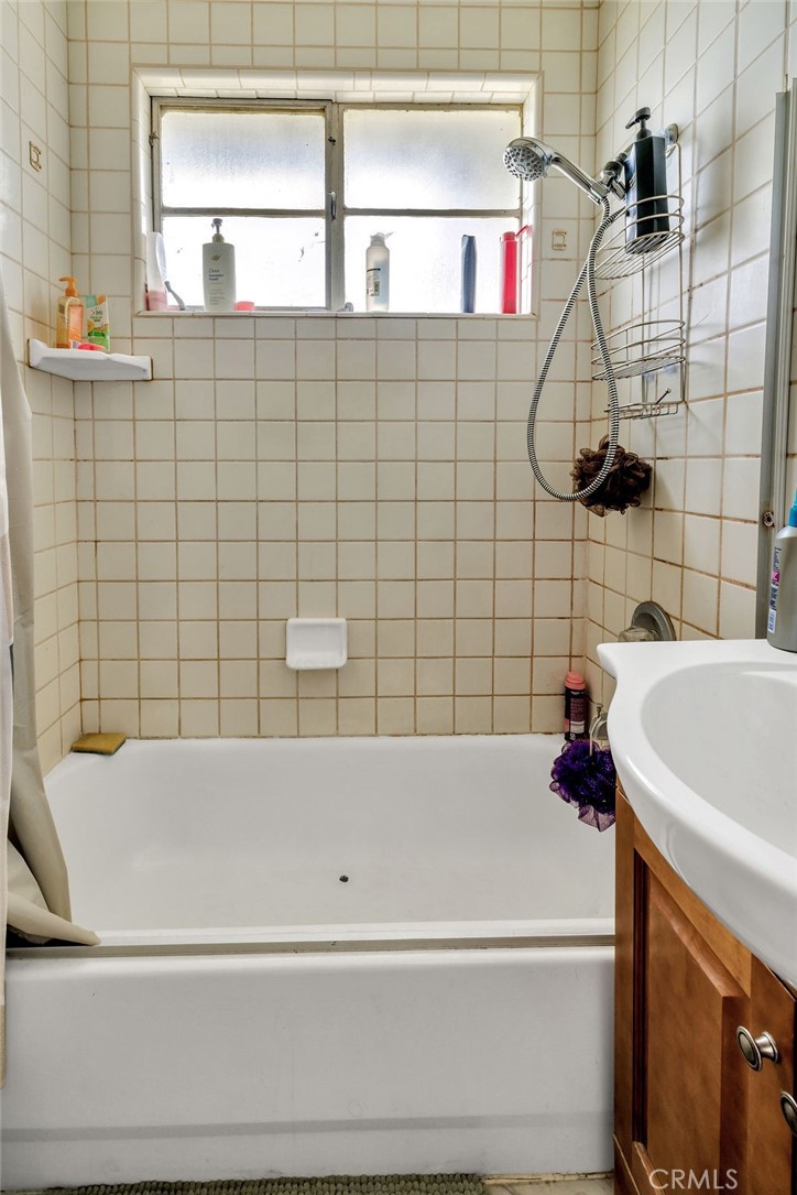 241 North Helena Street Ridgecrest, CA 93555 - Photo 16 of 30