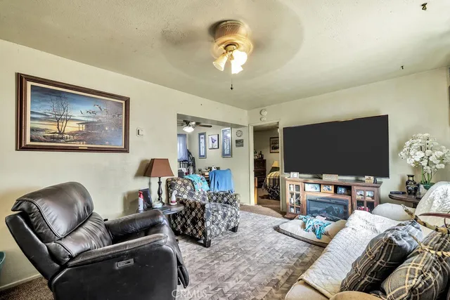 $199,999 | 241 North Helena Street, Ridgecrest, CA 93555