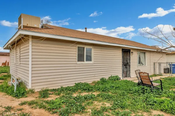 $189,999 | 241 North Helena Street, Ridgecrest, CA 93555