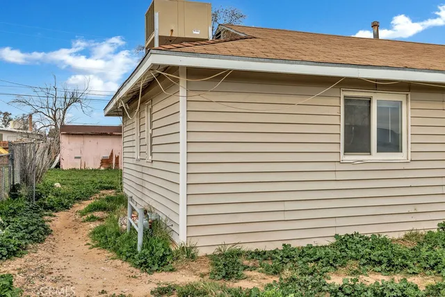 $199,999 | 241 North Helena Street, Ridgecrest, CA 93555