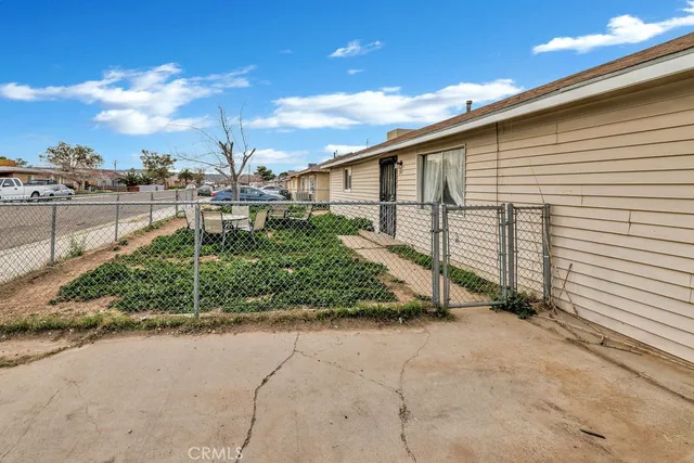 $199,999 | 241 North Helena Street, Ridgecrest, CA 93555