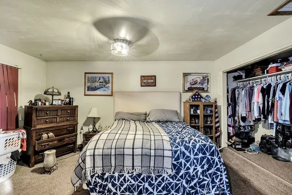 $189,999 | 241 North Helena Street, Ridgecrest, CA 93555