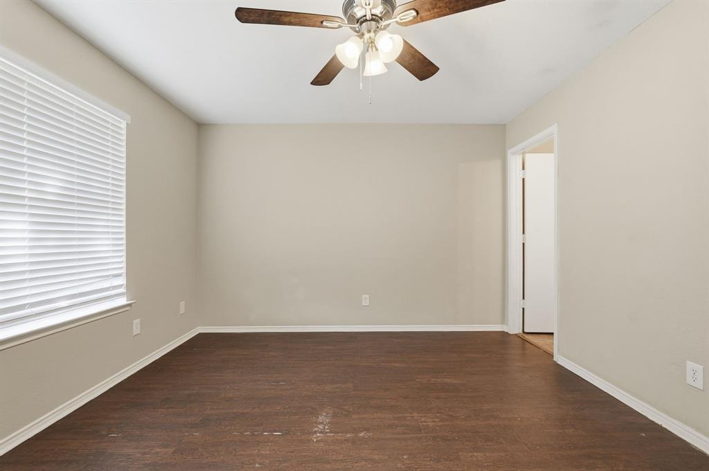 1304 Paco Trail Denton, TX 76209 - Photo 11 of 28