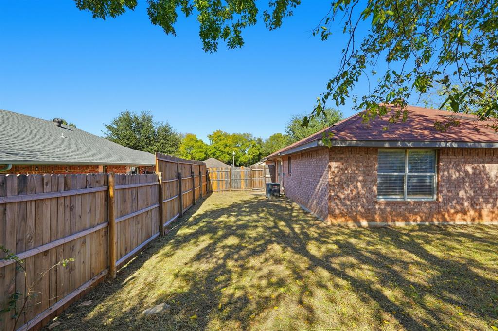 1304 Paco Trail Denton, TX 76209 - Photo 24 of 28