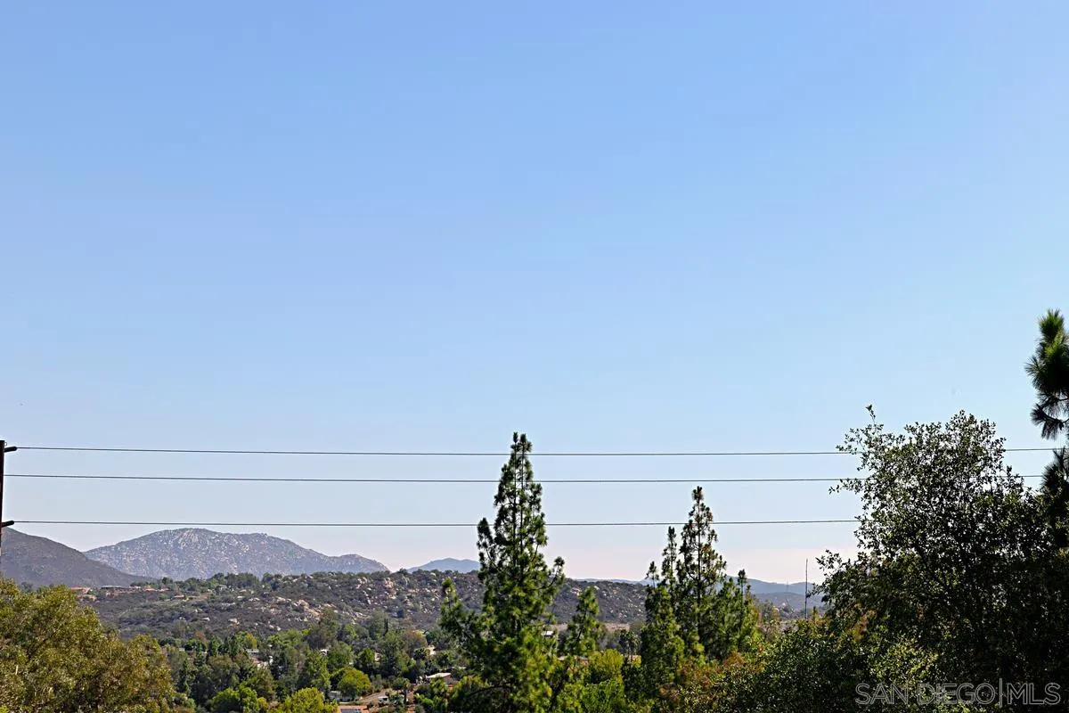1064 Ranchito Vista Alpine, CA 91901 - Photo 30 of 31 a view of ocean with a mountain