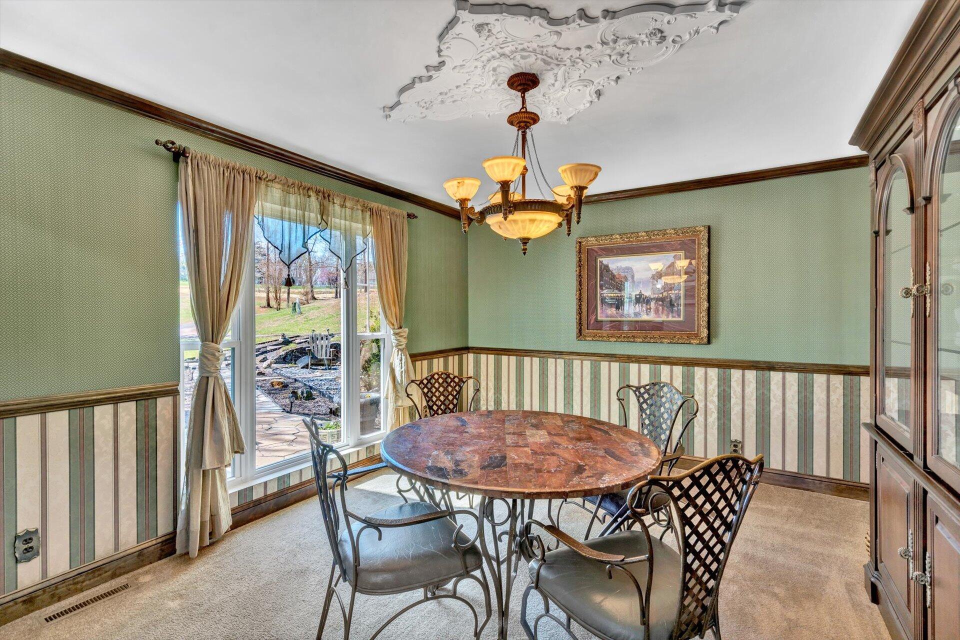 6235 Scruggs Road Moneta, VA 24121 - Photo 11 of 59 11-032920230036