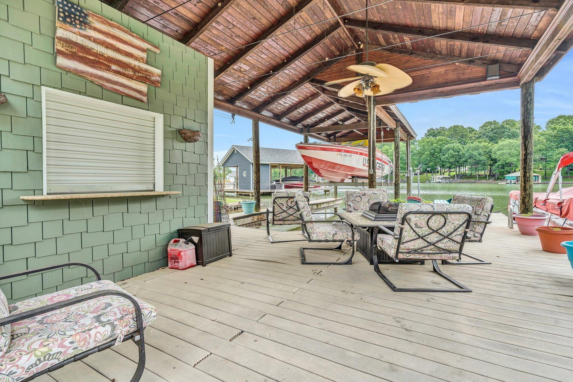 6235 Scruggs Road Moneta, VA 24121 - Photo 50 of 59 51-15-052520220046