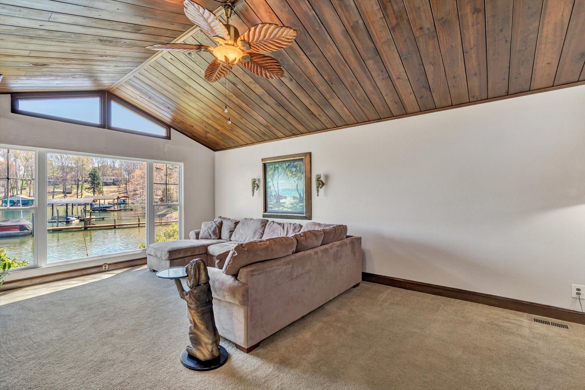 6235 Scruggs Road Moneta, VA 24121 - Photo 8 of 59 08-032920230040