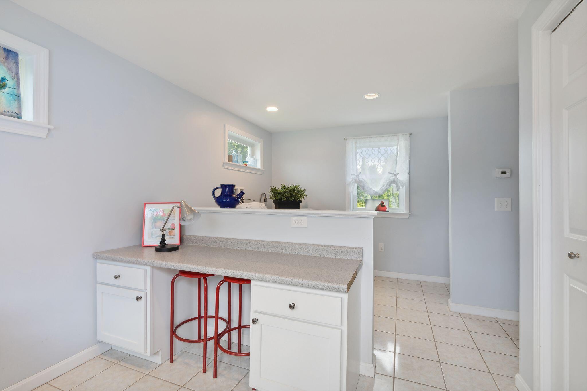 10 Overset Road Portland, ME 04103 - Photo 23 of 30 Entry mudroom