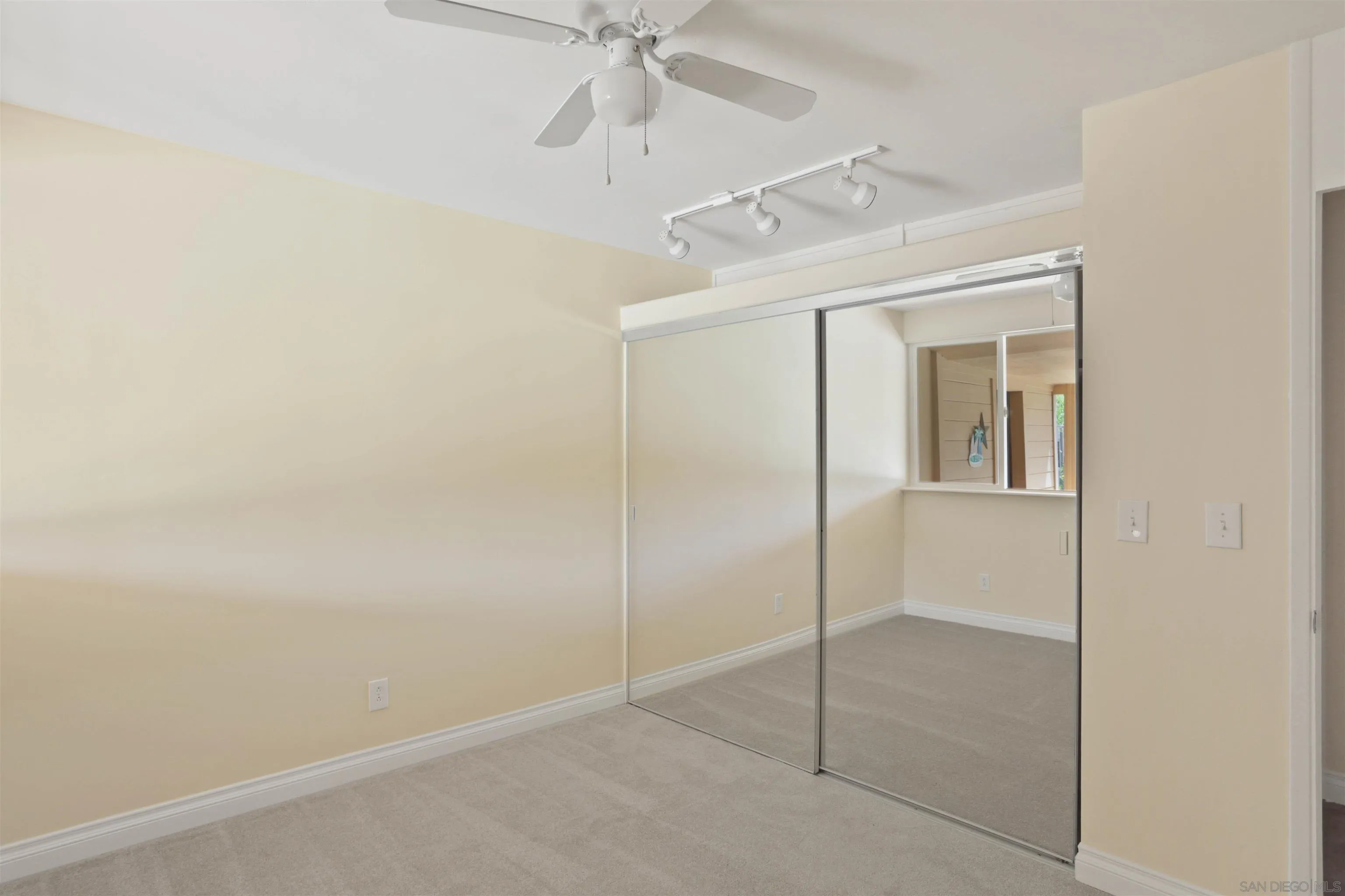 14287 Lolin Lane Poway, CA 92064 - Photo 22 of 35