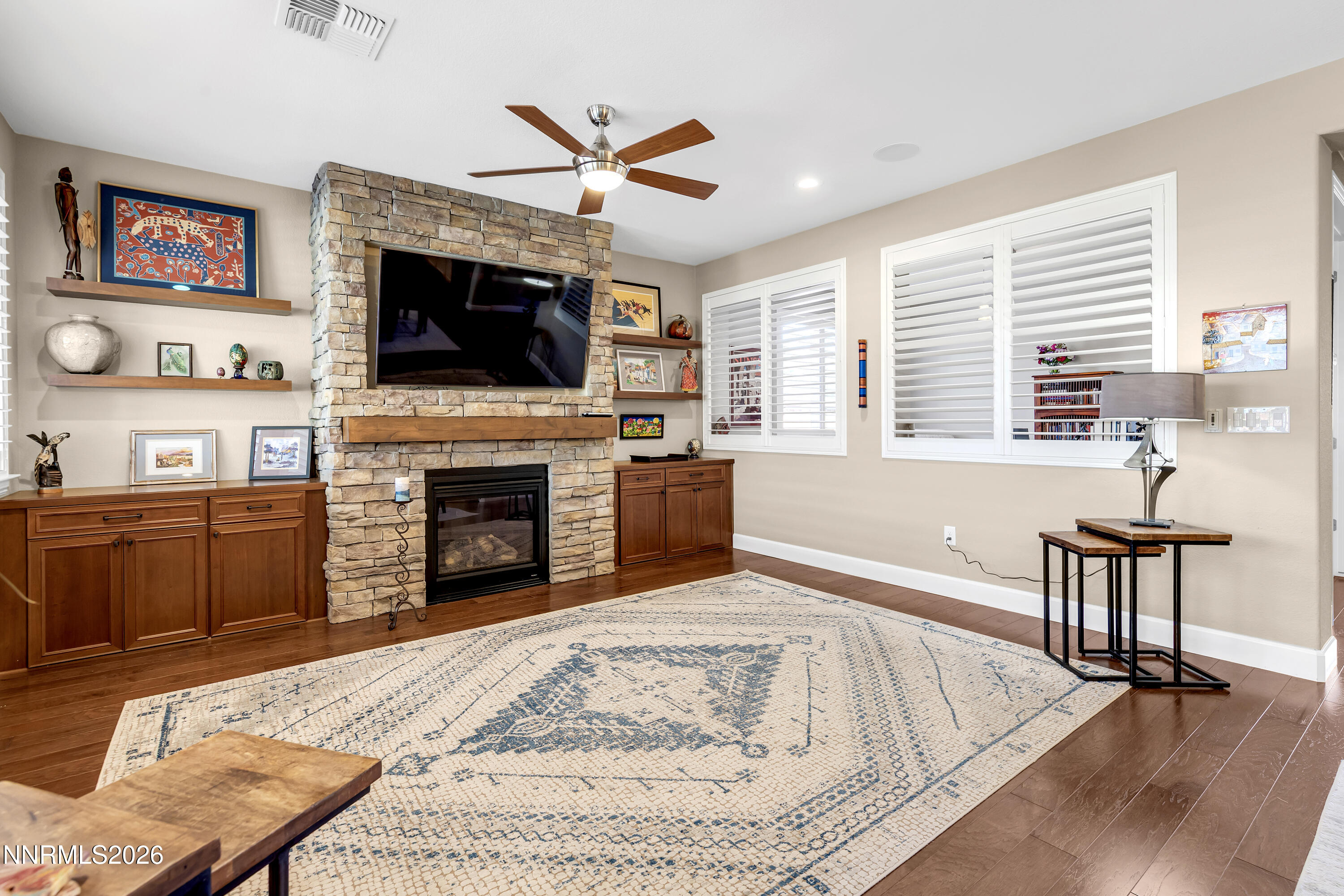 9589 Gazala Lane Reno, NV 89521 - Photo 4 of 51 Gazala9589-019