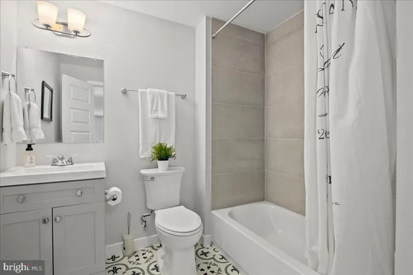 $899,900 | 2503 Burns Street Southeast, Washington, DC 20020