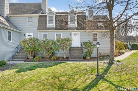 $729,000 | 19 Prospect Ridge, Unit 41, Ridgefield, CT 06877