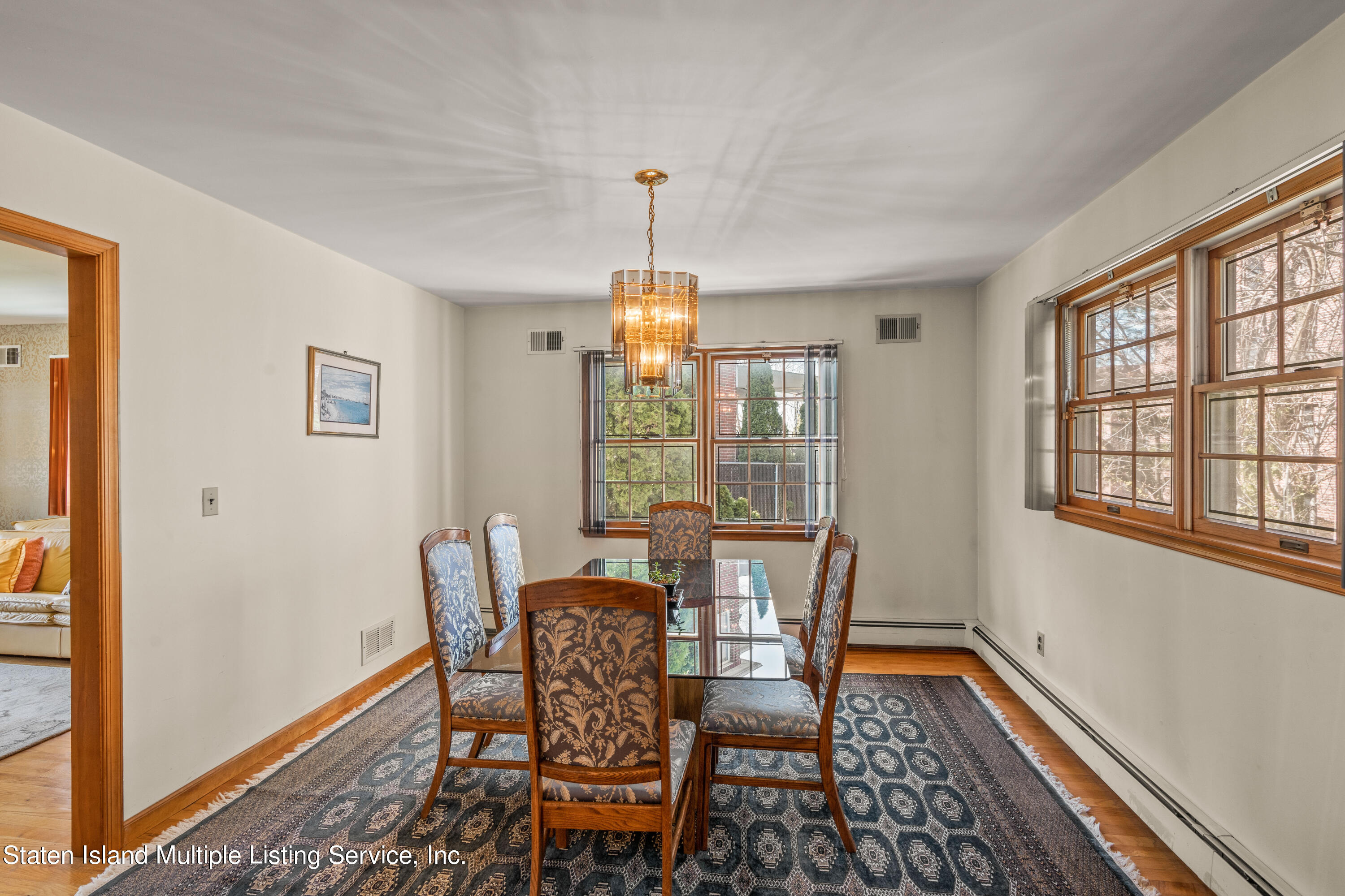 141 Grymes Hill Road Staten Island, NY 10301 - Photo 11 of 37 DSC09673
