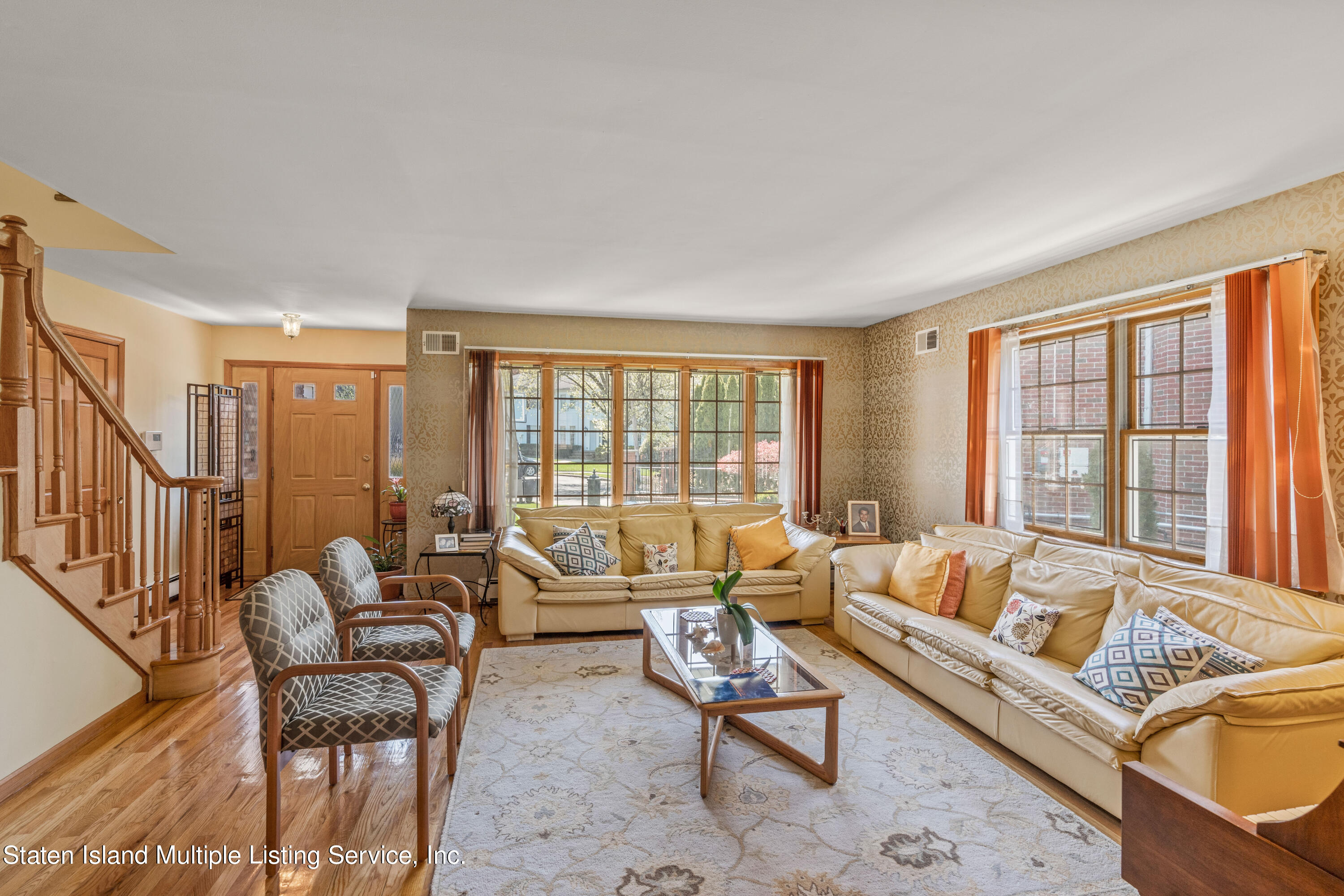 141 Grymes Hill Road Staten Island, NY 10301 - Photo 9 of 37 DSC09655