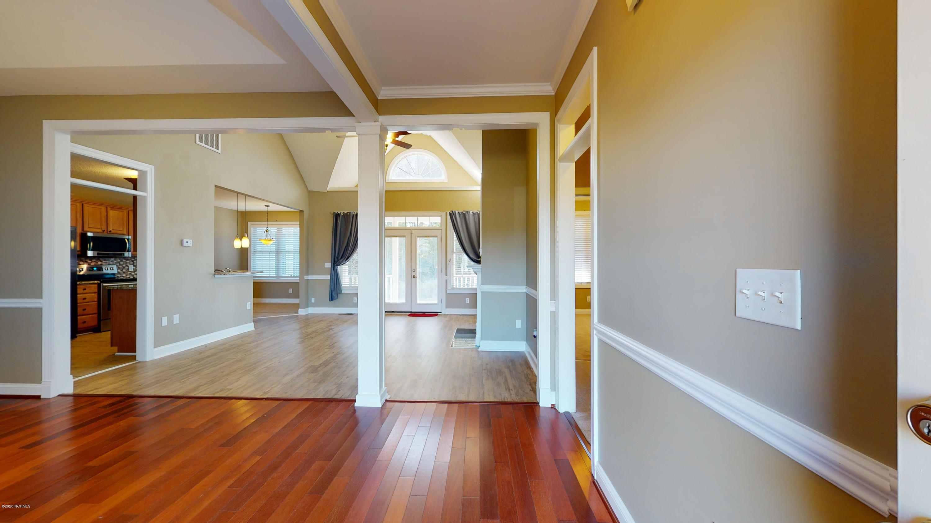 3024 Foxhall Road Farmville, NC 27828 - Photo 12 of 54 Entry to living