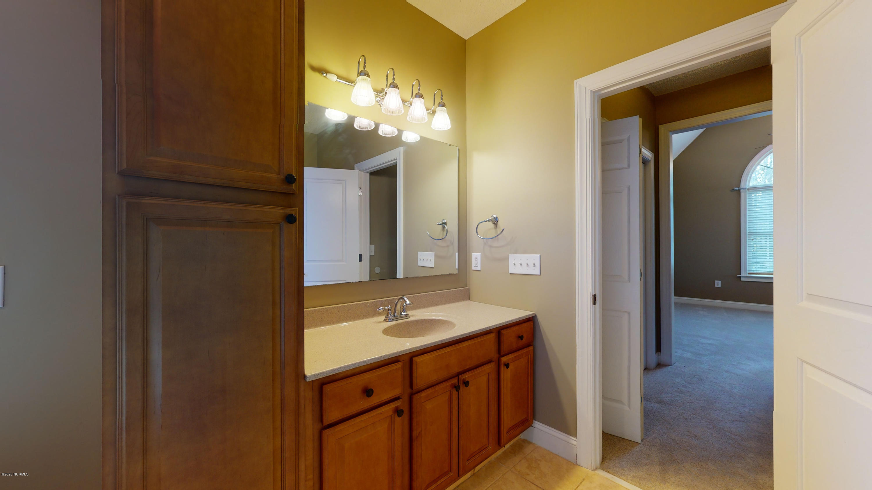 3024 Foxhall Road Farmville, NC 27828 - Photo 25 of 54 Master Bath
