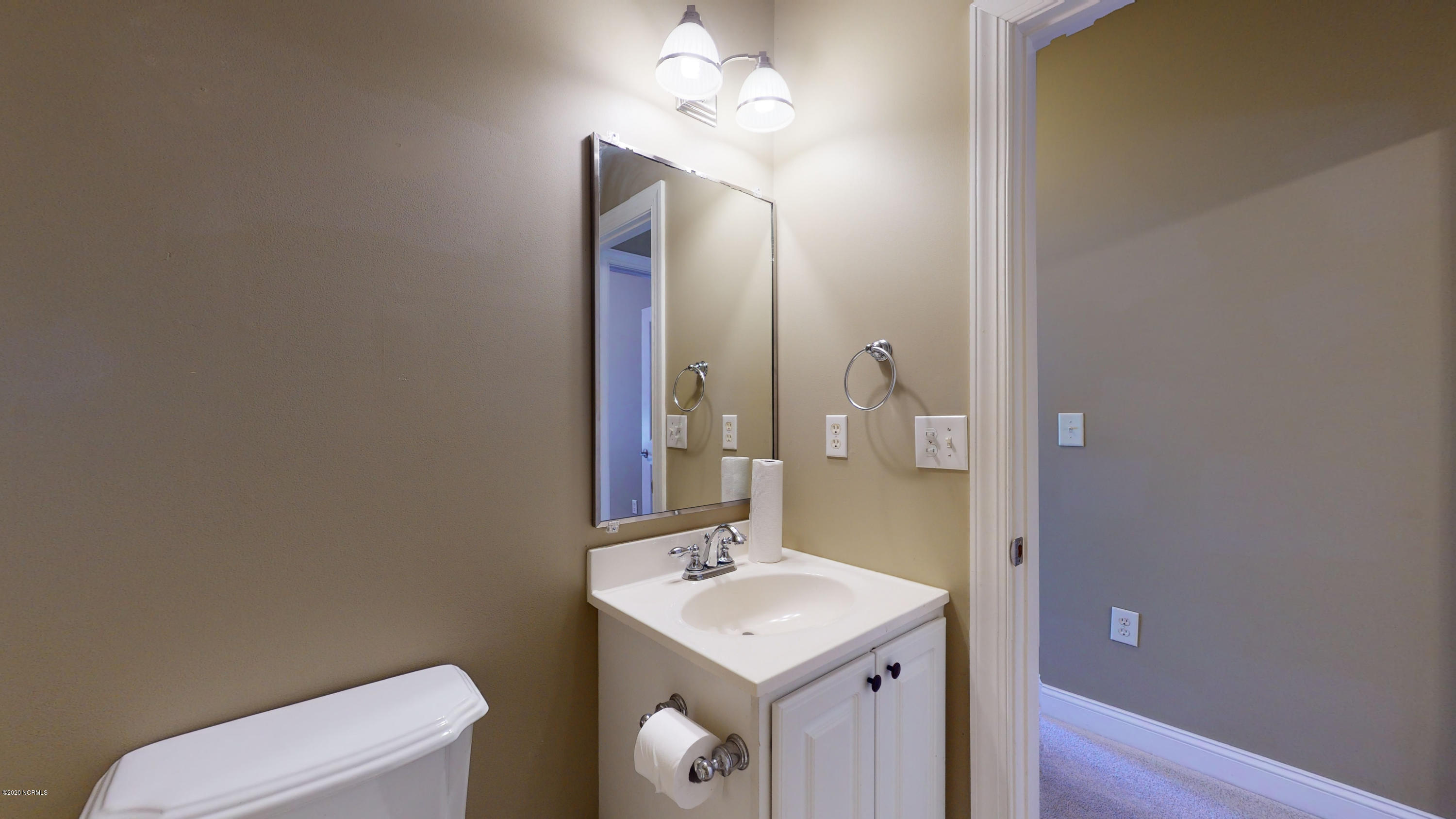 3024 Foxhall Road Farmville, NC 27828 - Photo 29 of 54 Bathroom