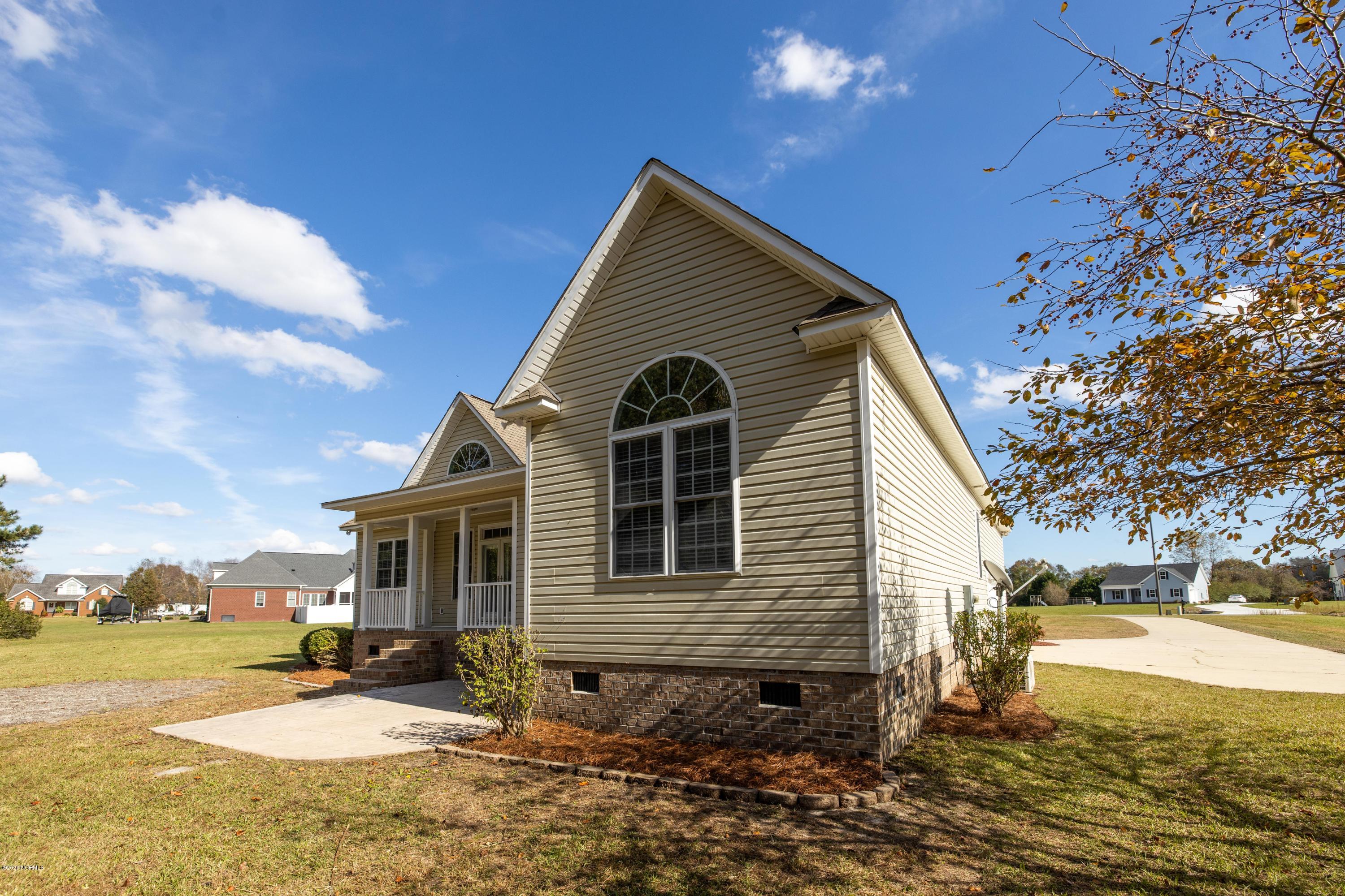 3024 Foxhall Road Farmville, NC 27828 - Photo 9 of 54 Back corner