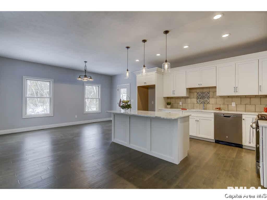 4220 Osage Road Springfield, IL 62711 - Photo 7 of 33
