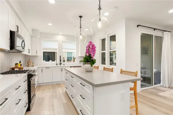 $999,900 | 55 Sanctuary Lane, Mission Viejo, CA 92692