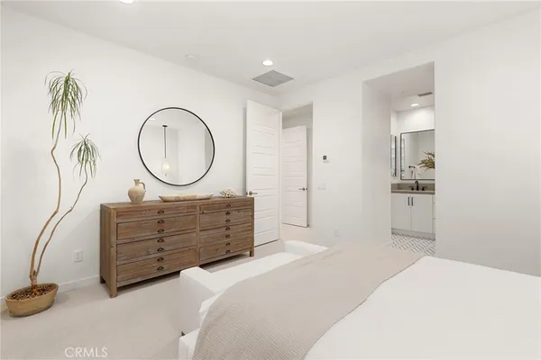 $999,900 | 55 Sanctuary Lane, Mission Viejo, CA 92692