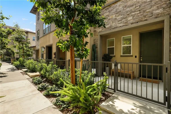 $999,900 | 55 Sanctuary Lane, Mission Viejo, CA 92692