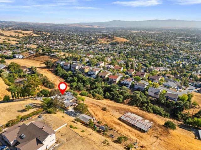 $2,430,000 | 14990 Garcal Drive, San Jose, CA 95127