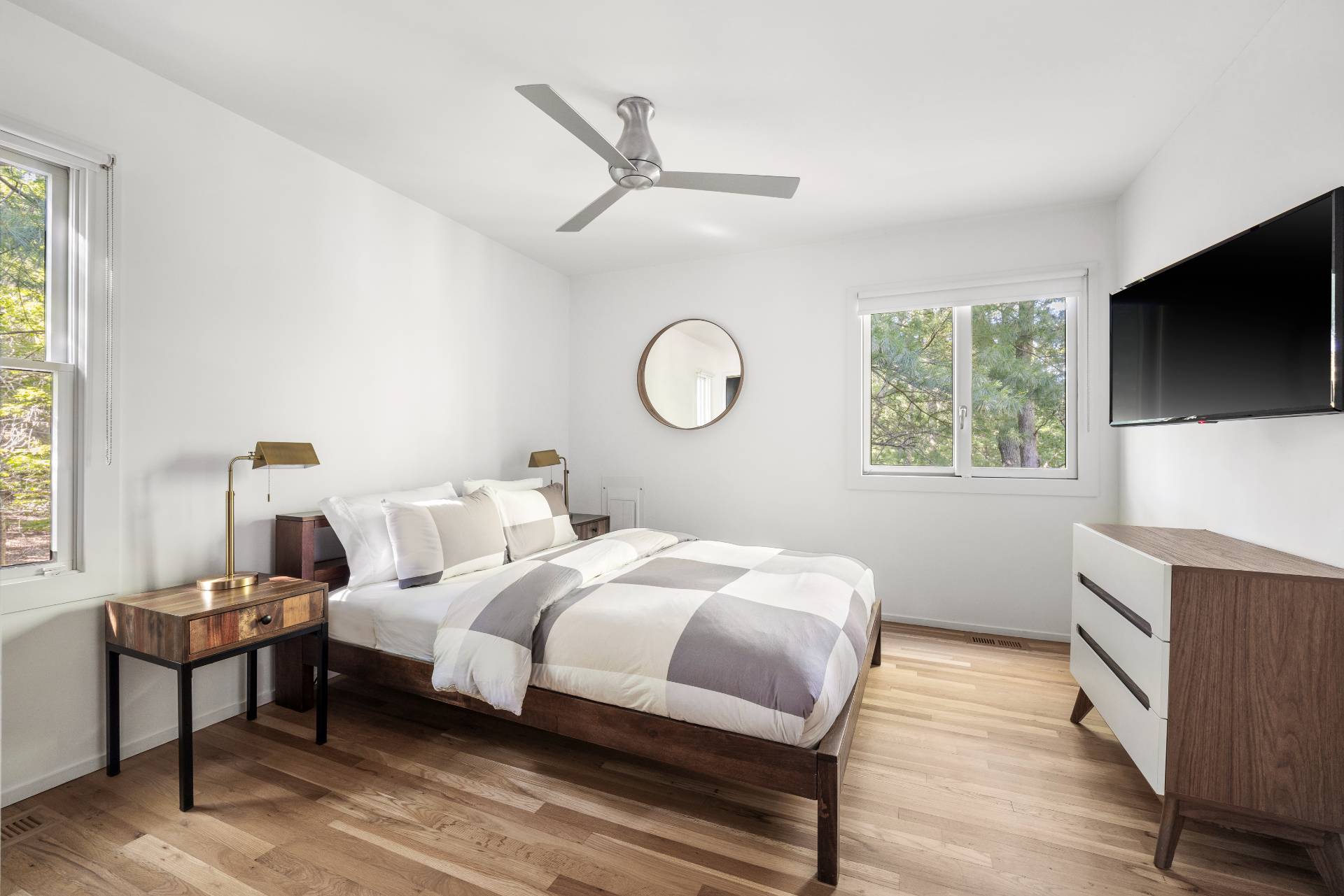 4 Hollow Tree Lane East Hampton, NY 11937 - Photo 15 of 19