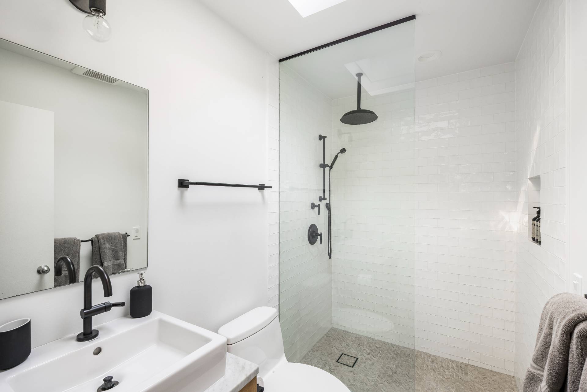 4 Hollow Tree Lane East Hampton, NY 11937 - Photo 16 of 19