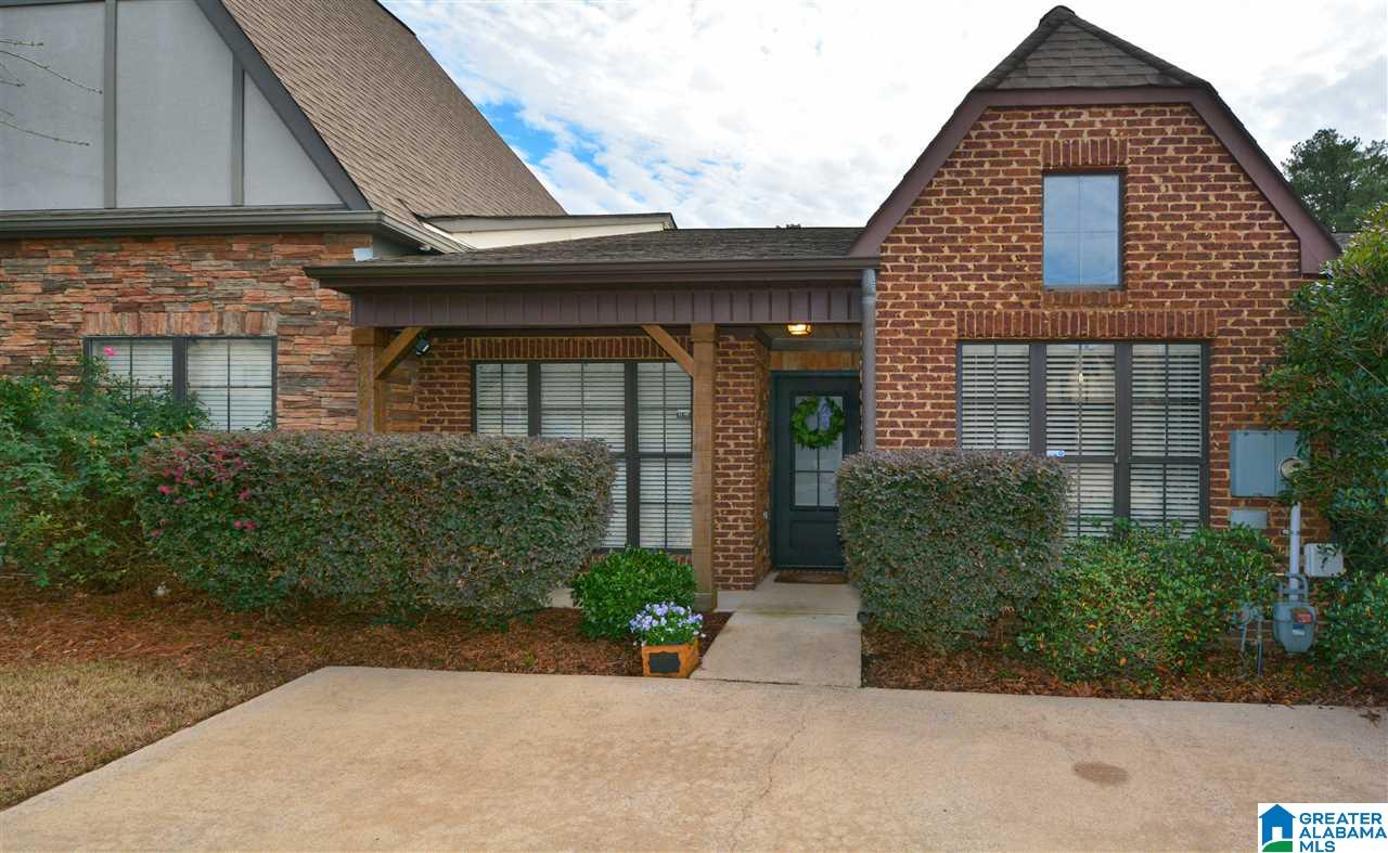 4308 Ridgemont Circle Birmingham, AL 35244 - Photo 2 of 40