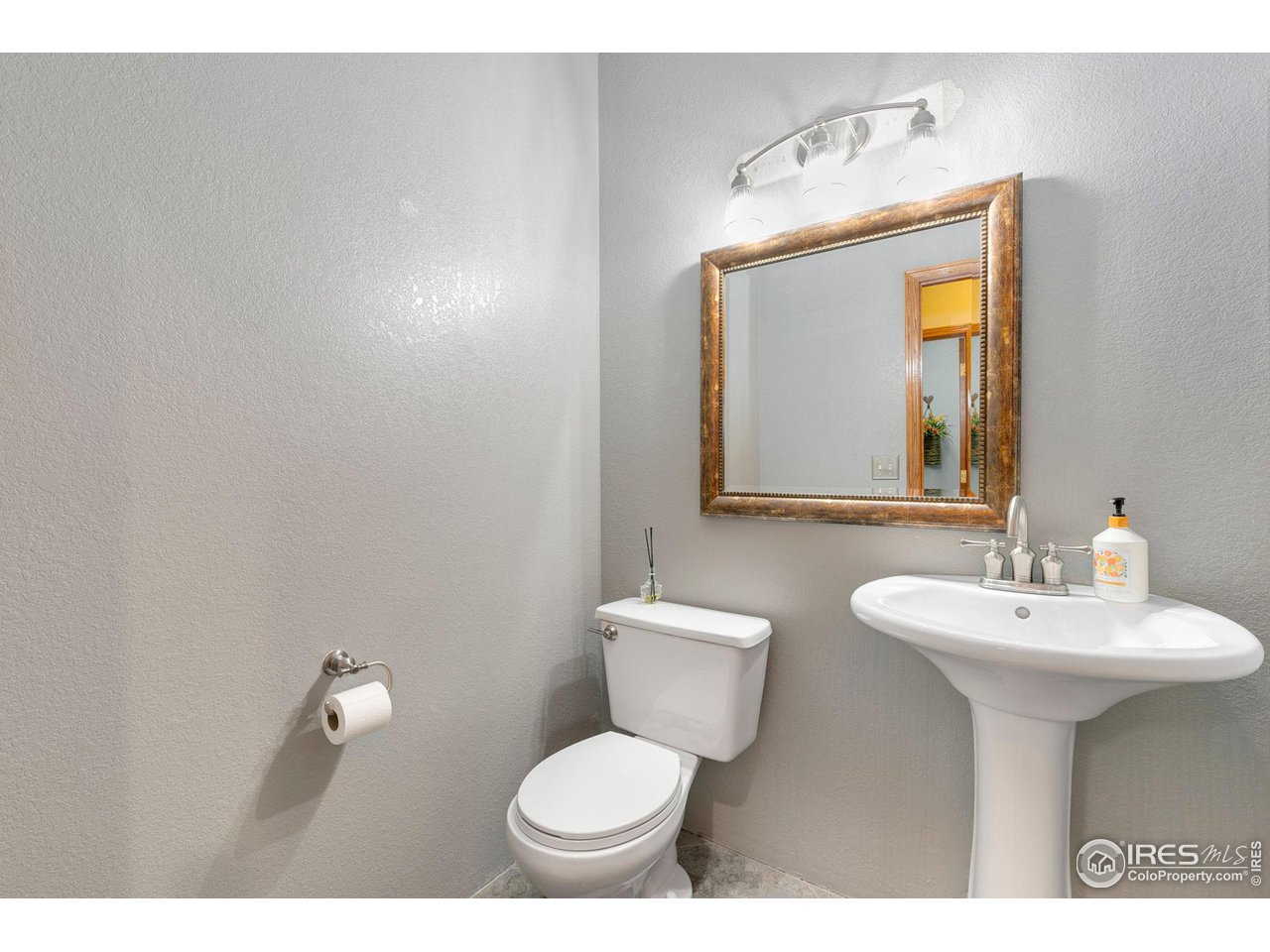3748 Kentford Road Fort Collins, CO 80525 - Photo 17 of 37 Gallery Image 17