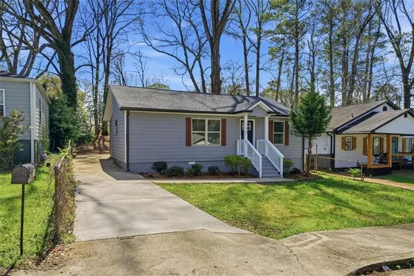 $1,800 | 250 Maple Street, Hapeville, GA 30354