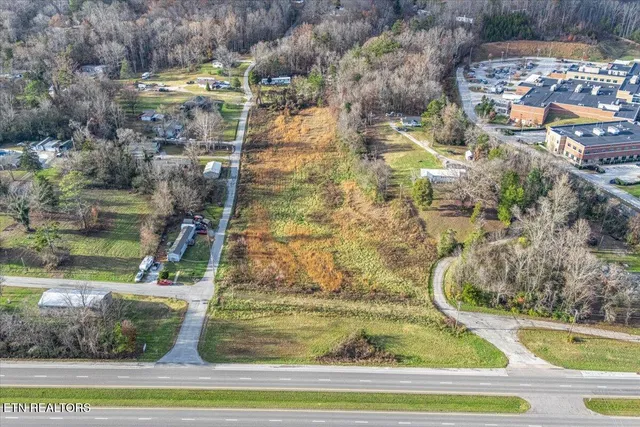 $800,000 | 2400 Roane State Highway, Harriman, TN 37748