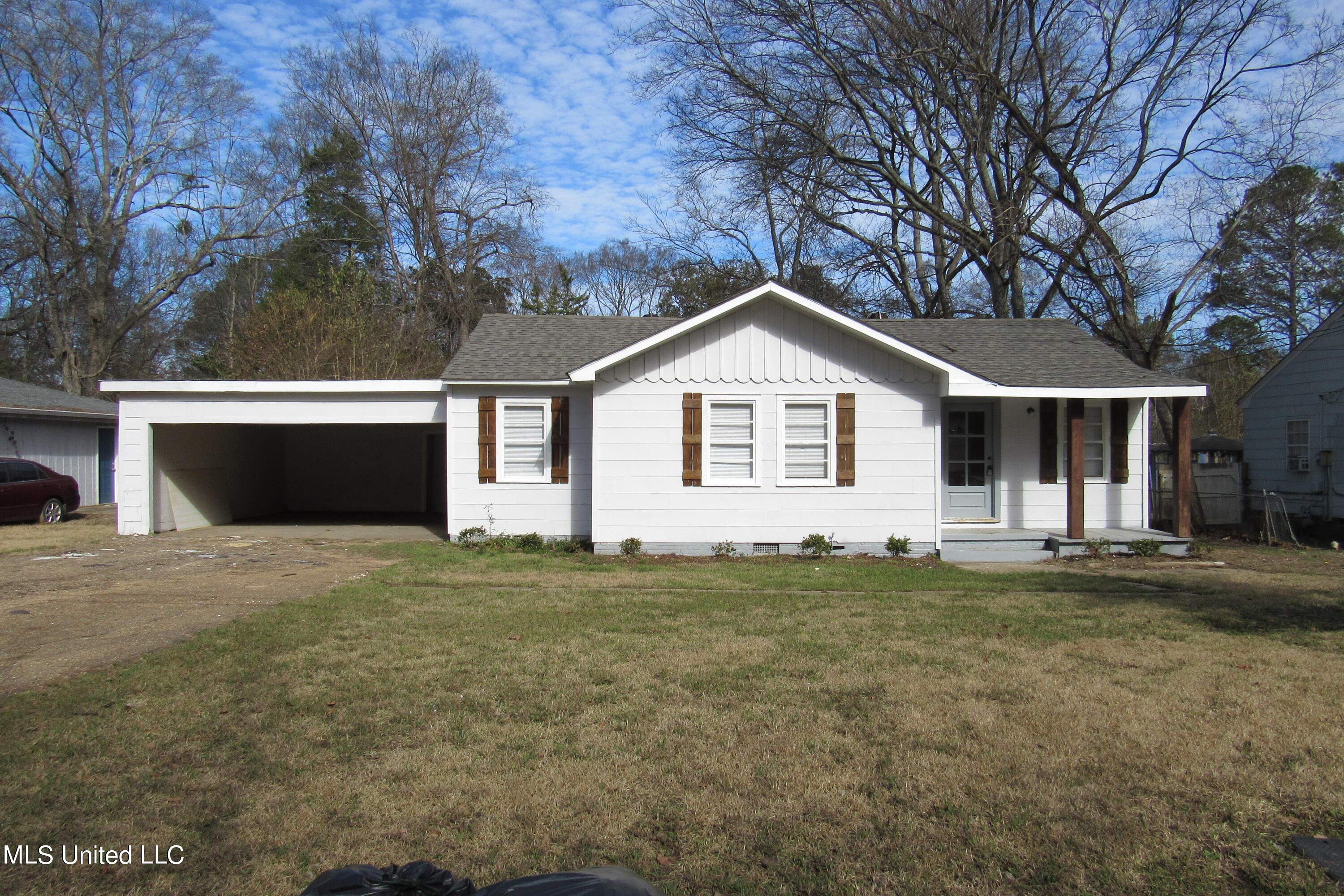 620 Lawrence Road Jackson, MS 39206 - Photo 1 of 21 IMG_6982