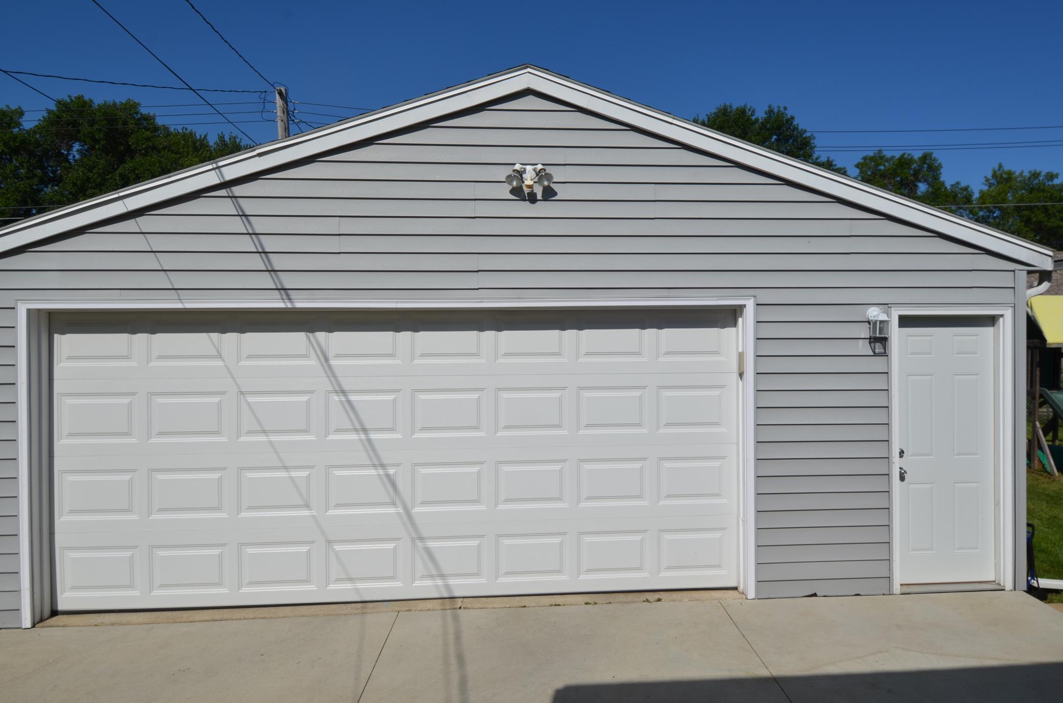1409 13th Avenue Northwest Rochester, MN 55901 - Photo 18 of 19 Gallery Image 18