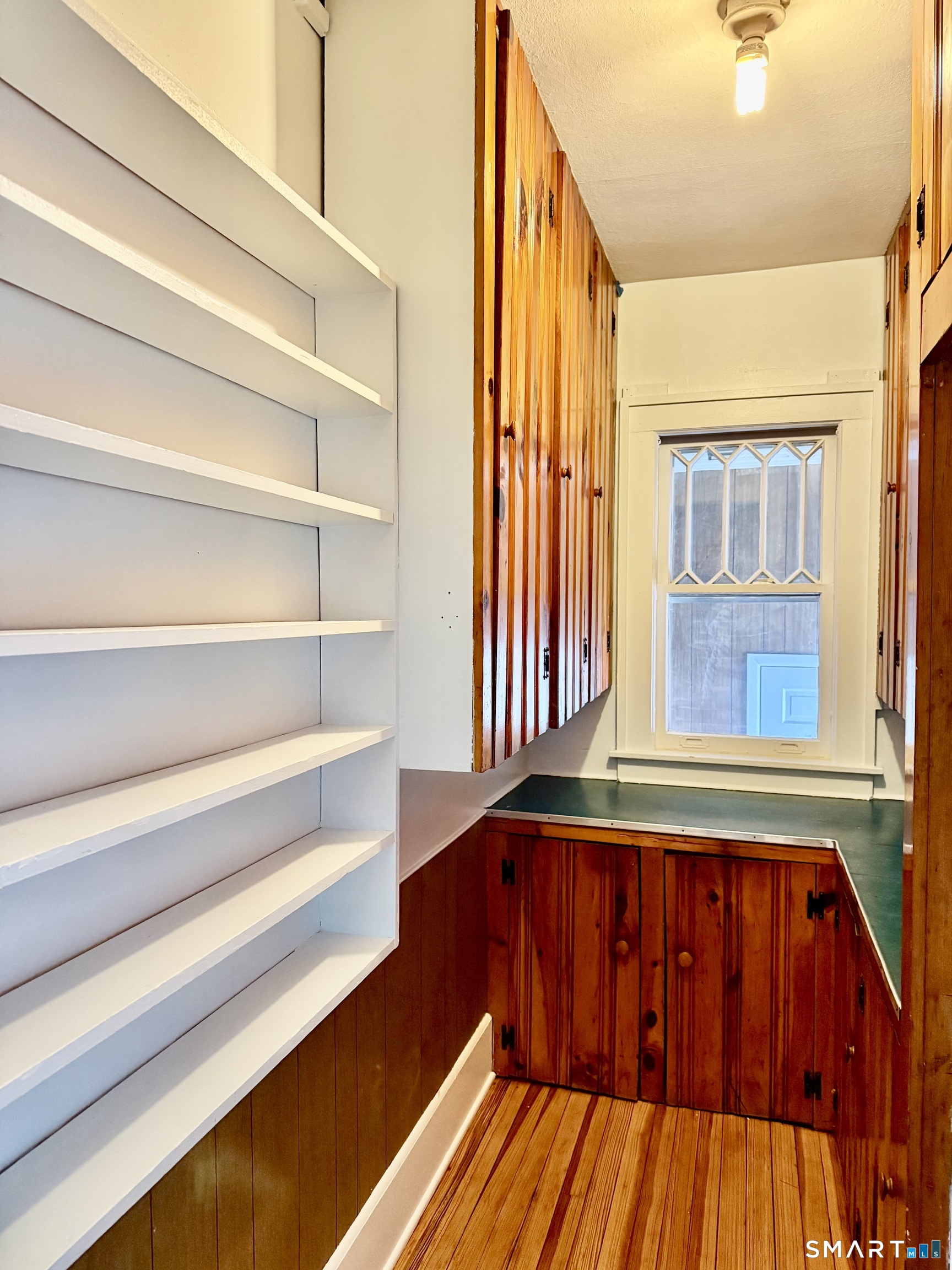 28 Sycamore Street Windsor, CT 06095 - Photo 14 of 27