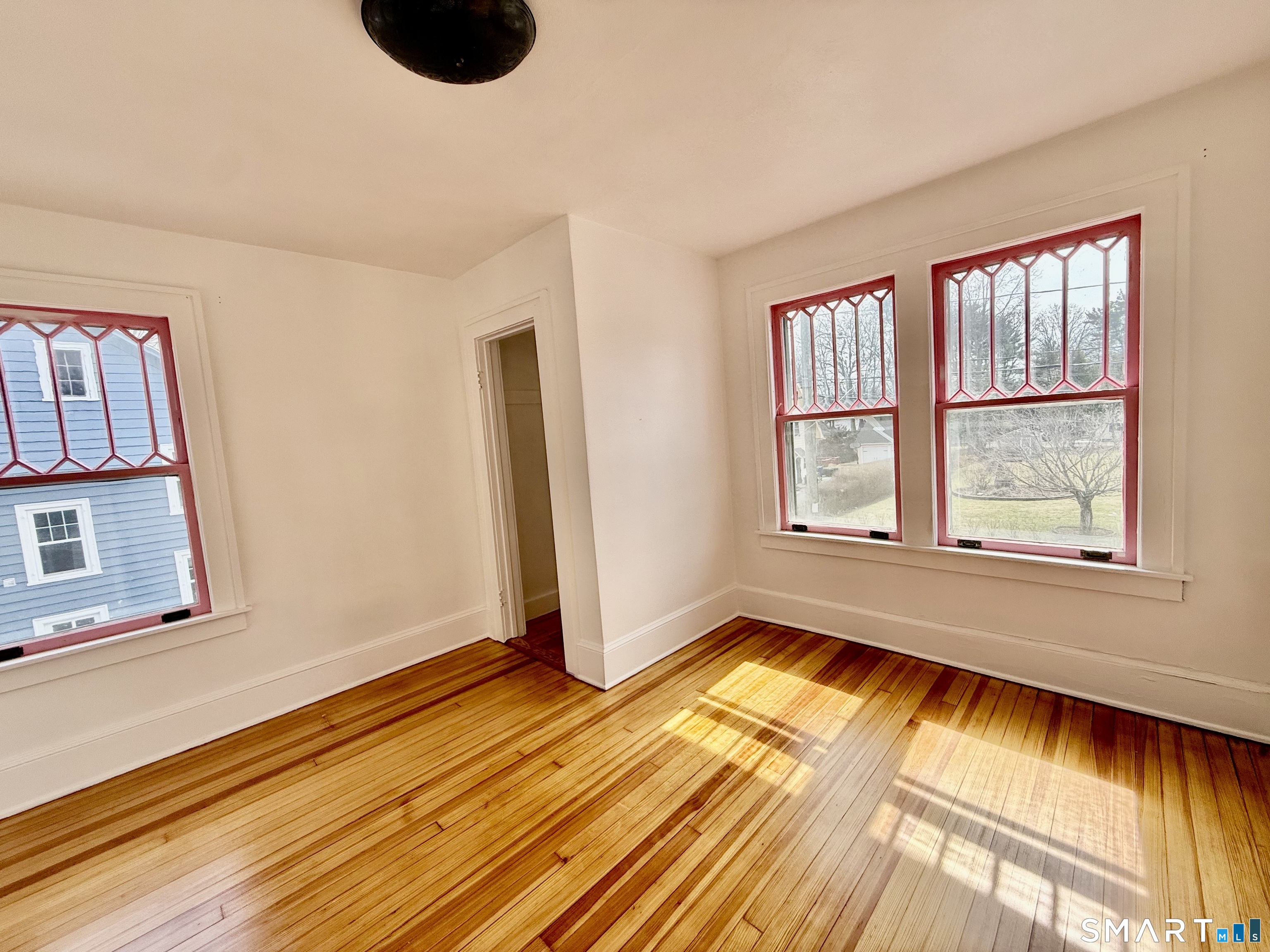 28 Sycamore Street Windsor, CT 06095 - Photo 18 of 27