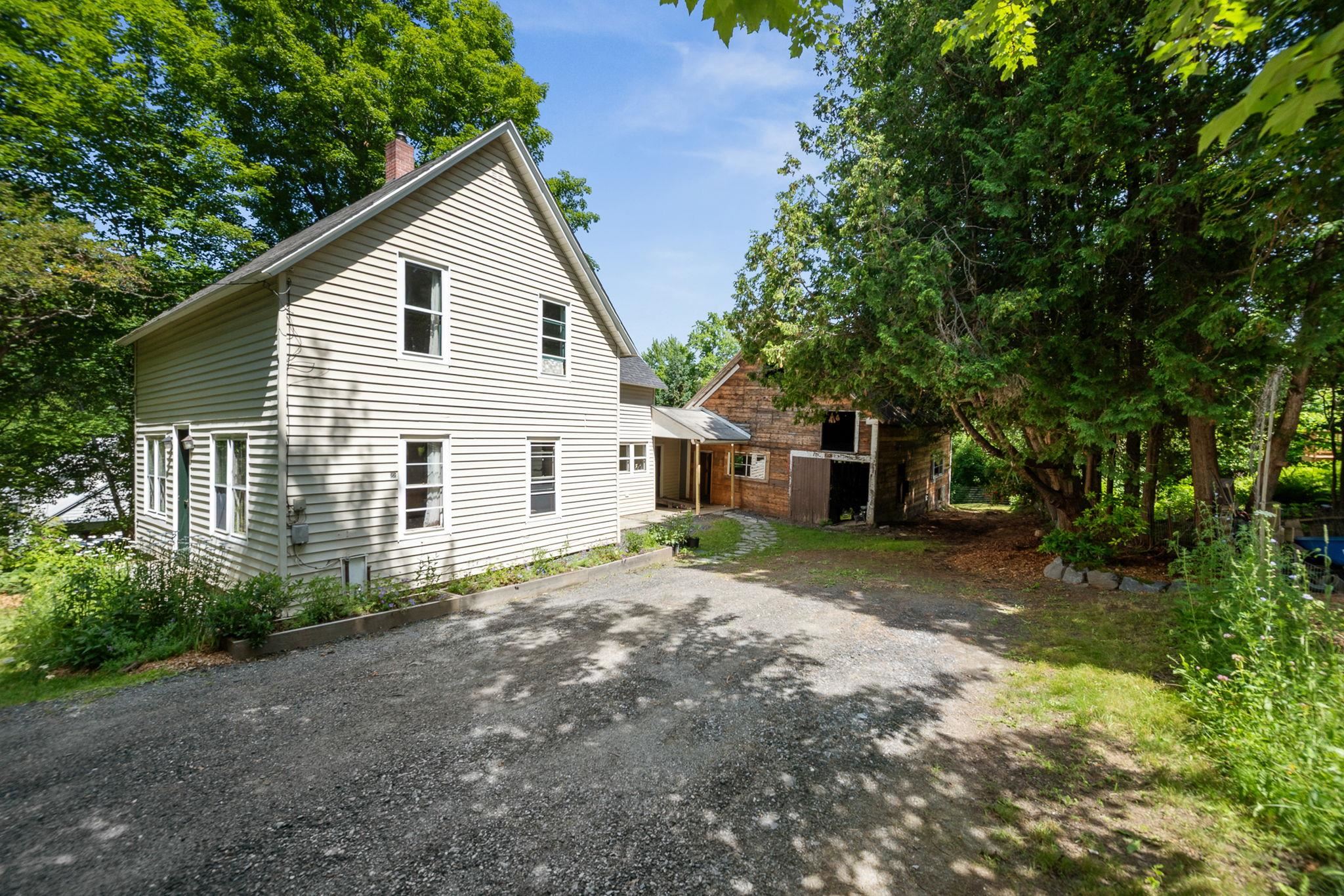 22 Slaughterhouse Road Moretown, VT 05660 - Photo 2 of 60