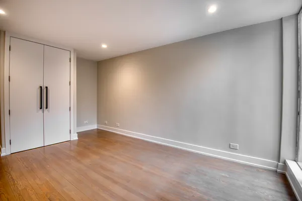 $4,200 | 227 East Walton Place, Unit 8W, Chicago, IL 60611