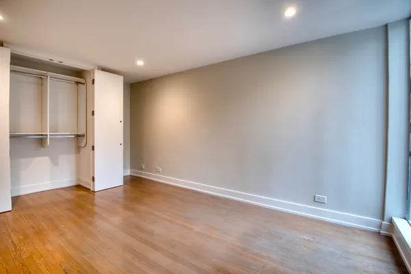 $4,200 | 227 East Walton Place, Unit 8W, Chicago, IL 60611