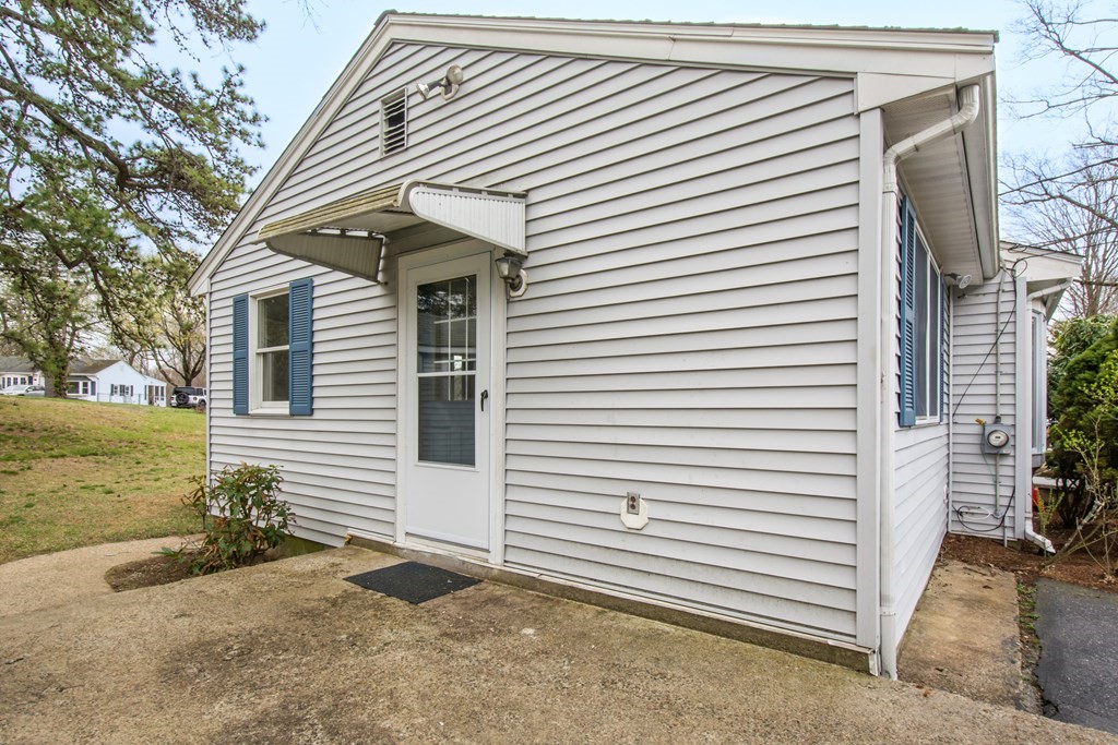 78 Shore Road Ashland, MA 01721 - Photo 25 of 27