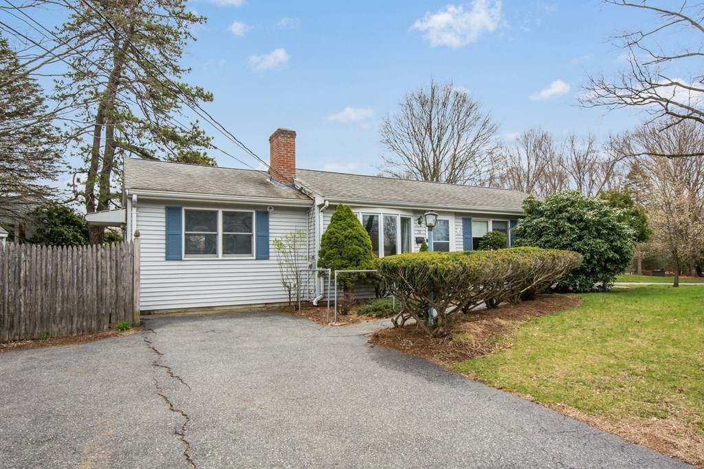 78 Shore Road Ashland, MA 01721 - Photo 3 of 27